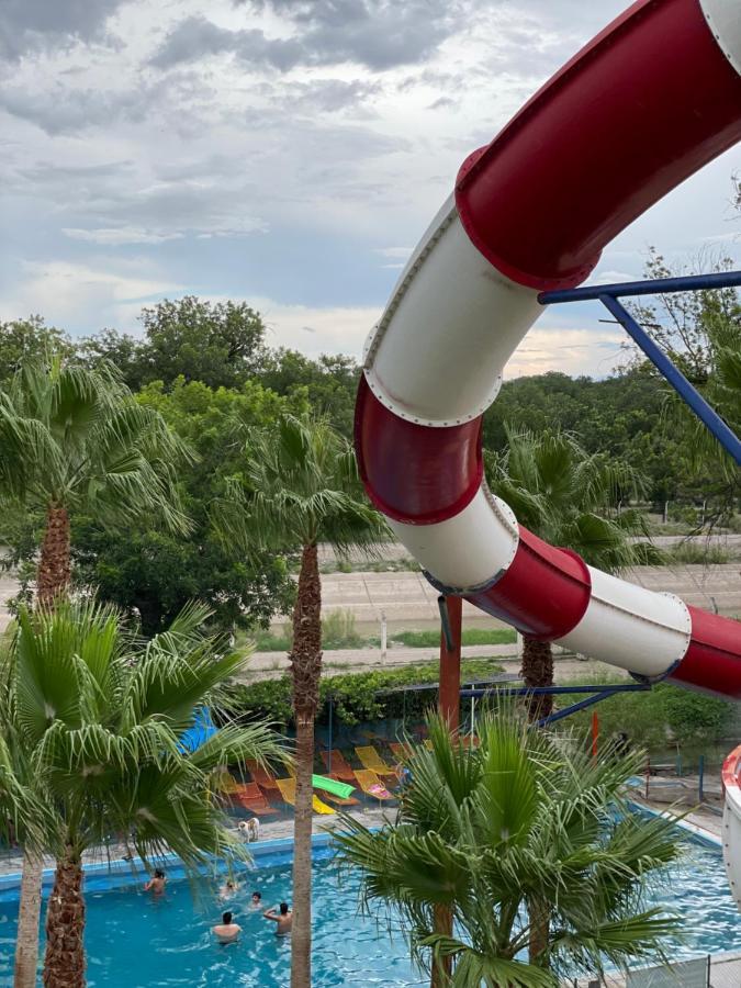 Hotel Y Balneario Ojo Caliente Camargo Kültér fotó